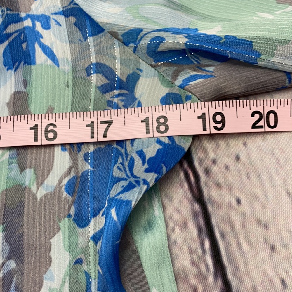 DKNY JEANS Green Floral Tunic Top Size: Medium - Picture 7 of 17